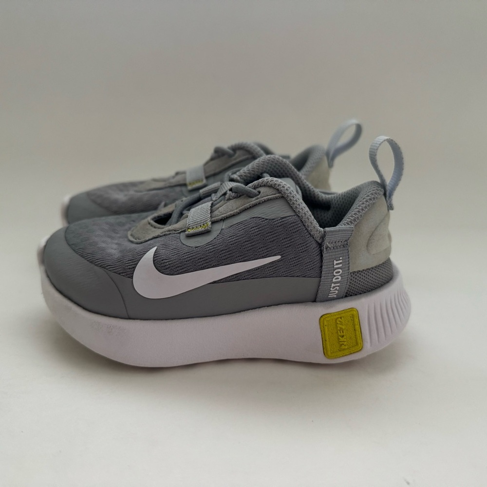 EUC.  Nike Reposto (TD) Smoke Grey/White Toddler Sneakers Size 7c Very Nice!